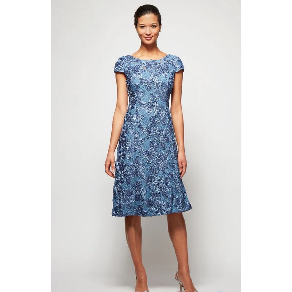 Alex Evenings Dress Womens 16P Petite PERIWINKLE Lace Sequin Short Sleeve New